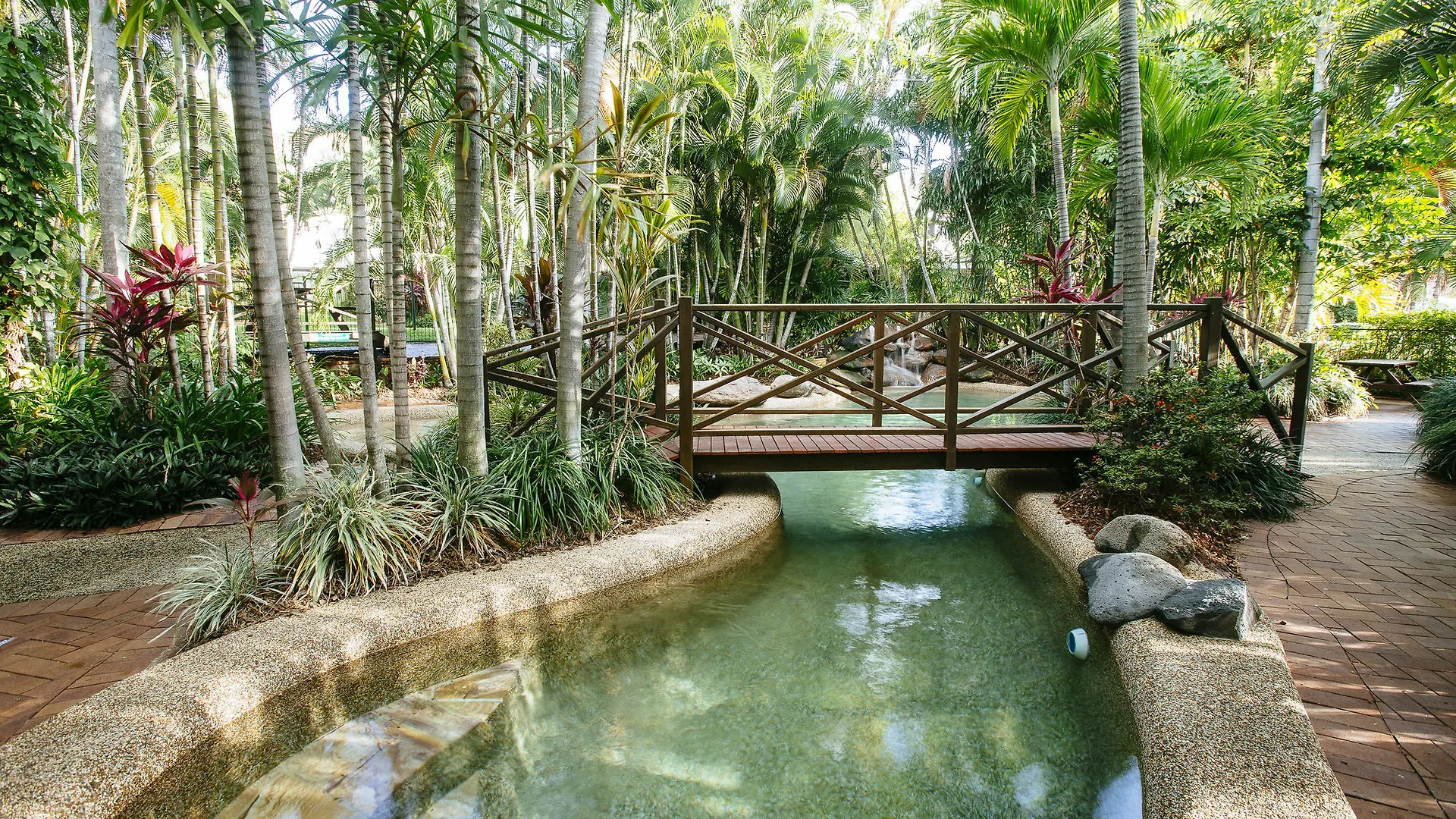 **** Motel City Oasis Inn Townsville, Surestay Collection By BW Australië