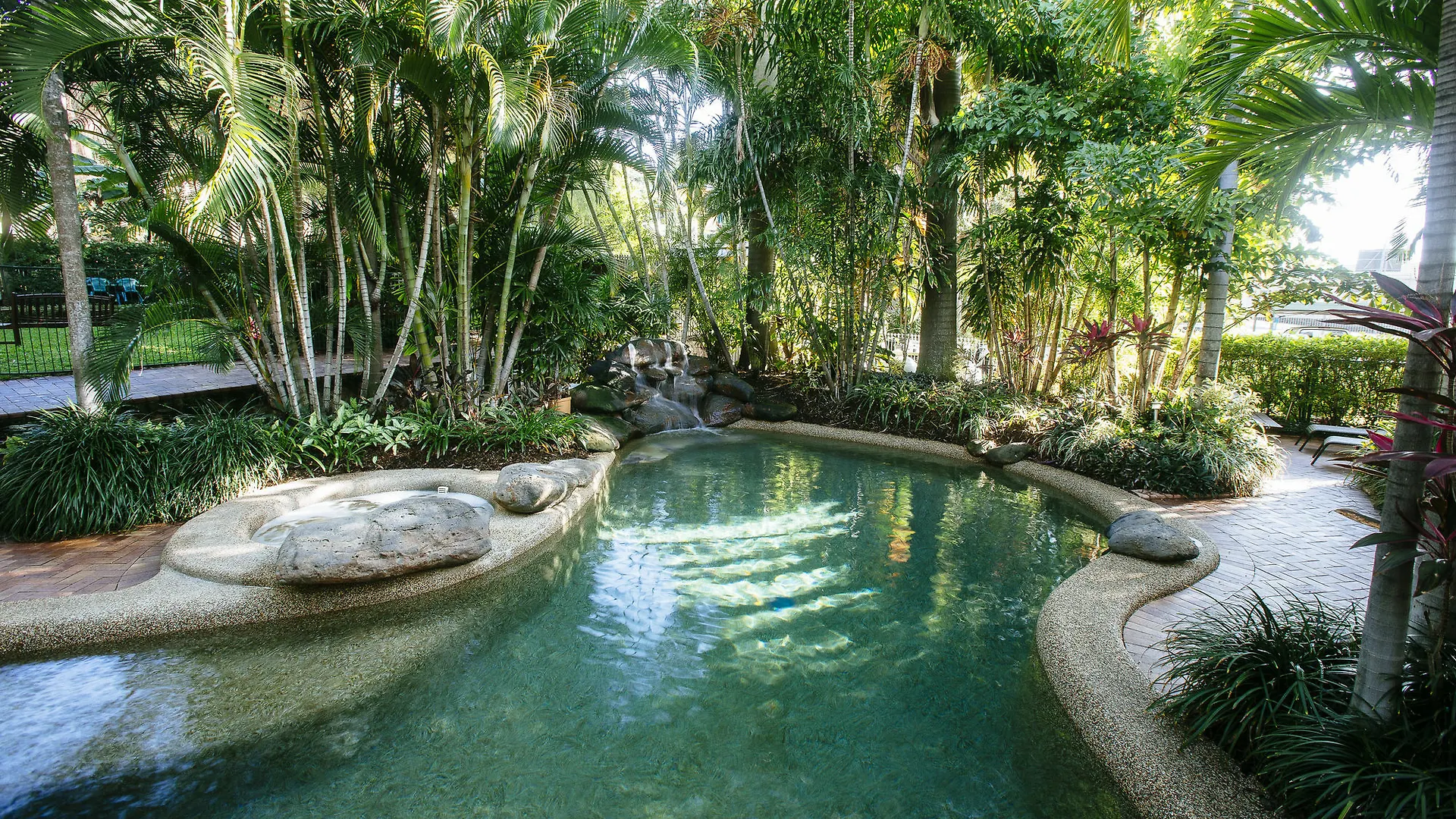 **** Motel City Oasis Inn Townsville, Surestay Collection By BW Australië